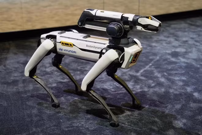 Hàn Quốc chuẩn bị đưa robot tự hành ra chiến trường vì thiếu hụt quân nhân