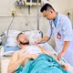 Người đàn ông nước ngoài thoát 'cửa tử' sau khi bị đâm thủng tim