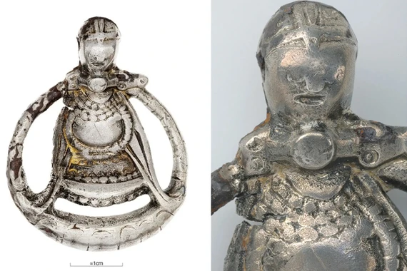 Phát hiện mặt dây chuyền Viking mang hình phụ nữ mang thai độc đáo