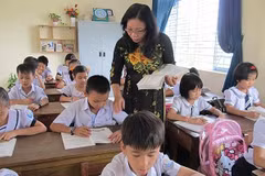 Giáo viên được nghỉ hưu muộn tới 10 năm theo quy định mới của Chính phủ