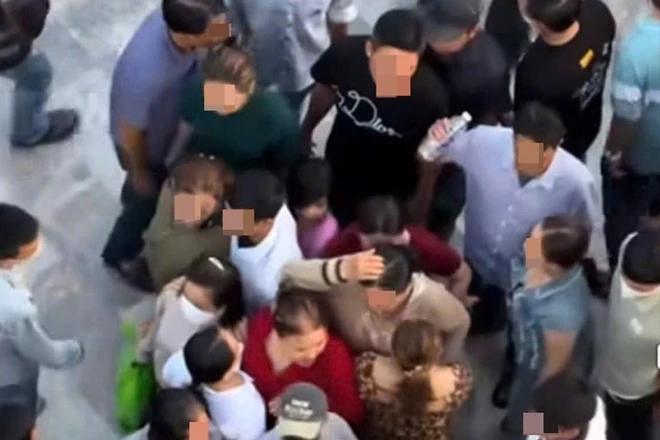 Cần Thơ xác minh vụ cướp giật dây chuyền tại điểm du lịch liên Hoa Bảo Tháp