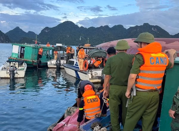 Cập nhật tìm kiếm thuyền viên còn mất tích vụ lật tàu tại Quảng Ninh