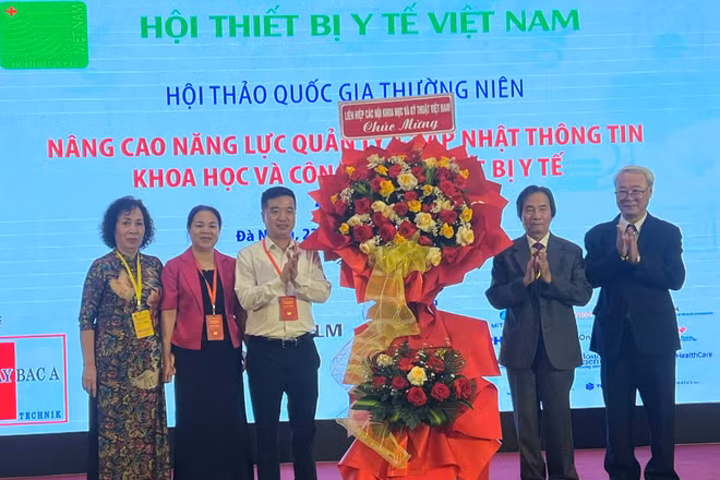 VUSTA luôn đồng hành Hội Thiết bị Y tế Việt Nam nâng cao sức khỏe nhân dân