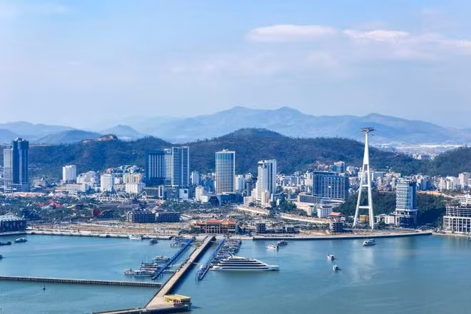 Bộ Chính trị đồng ý chủ trương thành lập thành phố Quảng Ninh