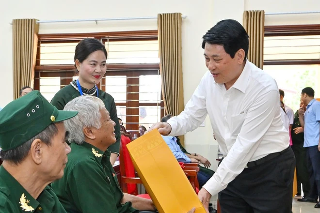 Chính phủ đề xuất quà Tết Nguyên đán 2026 cho hơn 1,6 triệu người có công