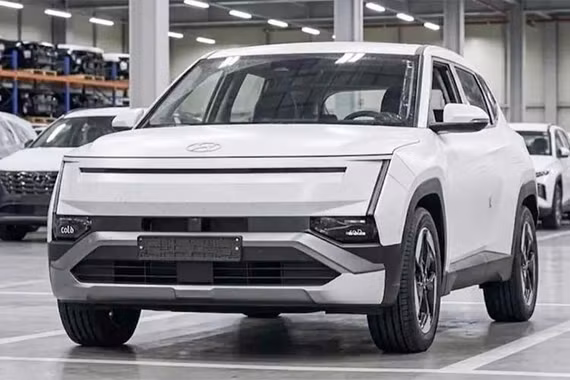 Hyundai Tucson 2027 lộ nội thất không che, màn hình 17 inch nổi bật