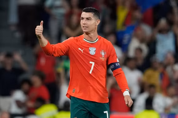 Giá vé World Cup 2026 tăng vọt nhờ sức hút của Ronaldo
