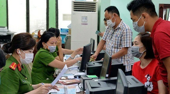 Nghị định mới tăng mức phạt vi phạm về cư trú lên đến 12 triệu đồng