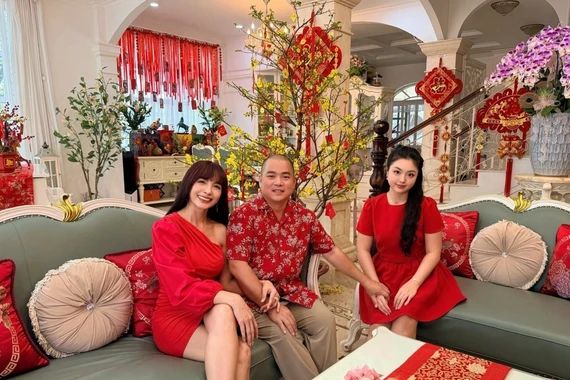 Biệt thự cổ điển 200m2 của gia đình Minh Khang - Thúy Hạnh