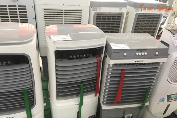 Hà Nội đón nắng nóng, siêu thị điện máy giảm giá sâu thiết bị làm mát