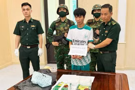 Bắt đối tượng vận chuyển gần 2kg ma tuý ở Hà Tĩnh