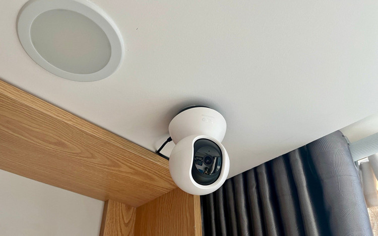 8687450-camera-tp-link-tapo-c220.jpg