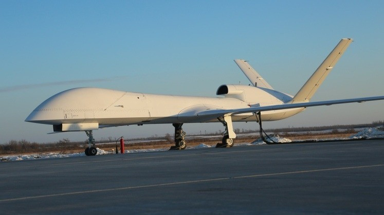 Máy bay không người lái tấn công tầm xa WJ-700 của Trung Quốc