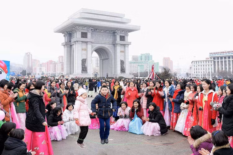 2019-02-06t033258z-833280770-rc1beaabc860-rtrmadp-3-lunar-newyear-northkorea.jpg