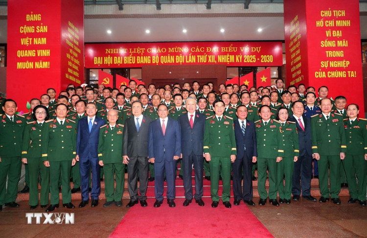 tong-bi-thu-to-lam-du-dai-hoi-dai-bieu-dang-bo-quan-doi-nhiem-ky-2025-2030-5-1.jpg