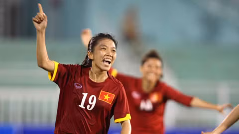 Chan dung 10 guong mat tre Viet Nam tieu bieu nam 2022-Hinh-8