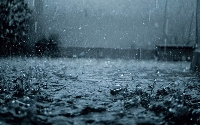 Sau mưa lớn, tàu cổ 700 năm lộ diện chứa báu vật quý hơn vàng Sau mua lon, tau co 700 nam lo dien chua bau vat quy hon vang