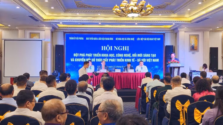 Quang cảnh hội nghị.