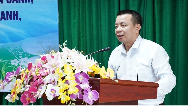 Ông Lê Thanh Tùng, Trưởng ban Phổ biến kiến thức Liên hiệp Hội Việt Nam phát biểu tại hội thảo