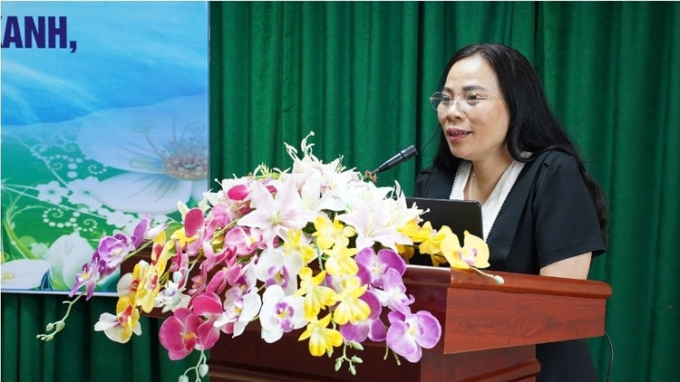 TS. Lê Thị Thủy, Giám đốc Trung tâm Hỗ trợ chuyển giao công nghệ hoa, cây cảnh và Phát triển nông thôn cho rằng để phát triển ngành SVC tại Nghệ An cần nâng cao năng lực, truyền thông và giáo dục cộng đồng