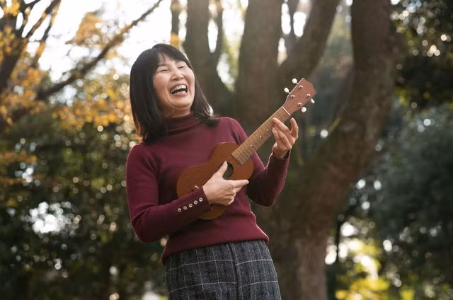 Những người cao tuổi sống thọ thường có ánh mắt sáng, linh hoạt và vẫn nhìn rõ mọi vật. Ảnh minh họa