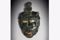 Phát hiện mặt nạ ngọc bích trong lăng mộ vua Maya cổ đại 