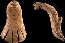 Phát hiện tay cầm gốm rắn hổ mang 4.000 năm tuổi gây sốc