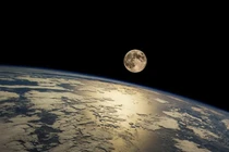 Sự thật kỳ lạ về Mặt trăng 