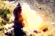 Ukraine dùng bom GBU-39 phá hủy căn cứ sửa chữa UAV Nga