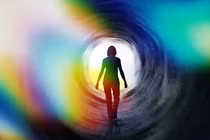 Người đàn ông ngừng tim 15 giây kể lại ánh sáng lạ lùng