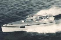 Tàu không người lái Ukraine tập kích "căn cứ" Nga trên Biển Đen