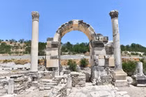 Bảng giá cổ đại hé lộ cuộc sống thương mại tại thành phố Stratonikeia