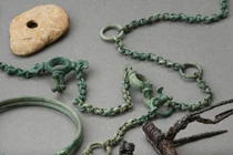 Người phụ nữ quyền lực thời đồ sắt nằm trong quan tài cây