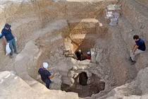 Phát hiện ngôi nhà cổ 1.200 năm tuổi tại sa mạc Negev