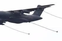 Máy bay tiếp dầu YY-20