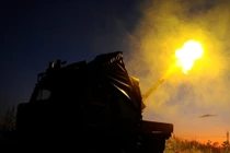 UAV Ukraine ồ ạt tập kích trong đêm, phòng không Nga đánh chặn 251 mục tiêu