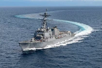 Tàu khu trục USS Ted Stevens (DDG-128) của Hải quân Mỹ, thuộc lớp Arleigh Burke Flight III, đang hành trình trên biển trong quá trình chạy thử. (Nguồn ảnh: HII)