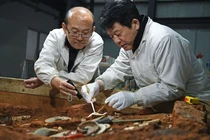 Bí mật đồ chơi 2.000 năm tuổi của hoàng tử Trung Quốc