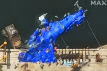 Ảnh vệ tinh cho thấy Triều Tiên nỗ lực cứu khu trục gặp nạn