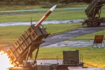 Các vụ đánh chặn tên lửa Patriot thất bại trên không phận Căn cứ Không quân Al Udeid ở Qatar vào ngày 28 tháng 2.