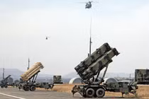 Các máy bay tiếp dầu trên không KC-135 Stratotanker của Không quân Hoa Kỳ