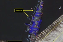 Tàu khu trục 5.000 tấn của Triều Tiên trở mình thẳng đứng 