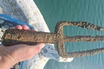 Phát hiện sốc cây đinh ba của Thần Poseidon dưới hồ İznik