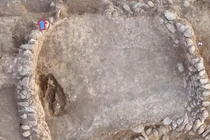 Giải mã bí ẩn rợn người trong ngôi mộ nữ pháp sư cổ 12.000 năm