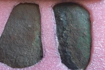 Khảo cổ học tiết lộ sự thật về hai lưỡi rìu Thời Kỳ Đồ Đồng 