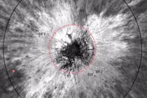 Cú đâm tốc độ cao khắc 'sẹo' khổng lồ lên Mặt trăng