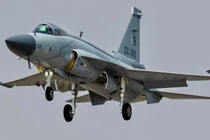 Tiêm kích JF-17B