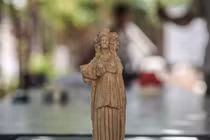 Hé lộ tượng nữ thần Hecate ba đầu 2.300 năm tuổi chấn động