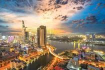 [SPOTLIGHT] TP.HCM tăng trưởng GRDP cao nhất 10 năm