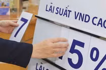 [VIDEO] Lãi suất ngân hàng giảm mạnh, chỉ vài nơi còn 7%